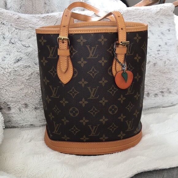 Authentic HERMÈS Abricot bag charm 🍑 - Picture 5 of 8